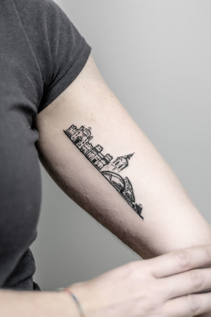 reflejar Horno Hornear Conoce a Álex, nuestro artista experto en tatuajes pequeños - TANIA TATTOO