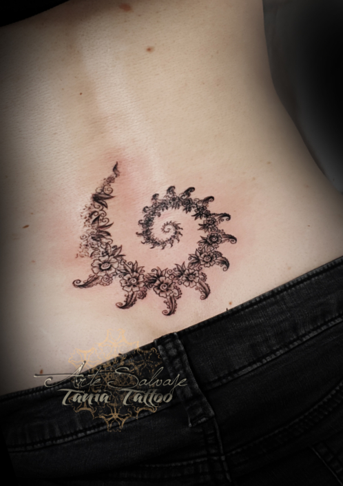 Tatuaje pequeño Espiral